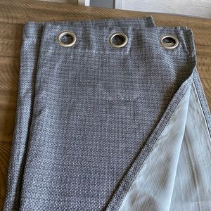 Gary Set of curtains